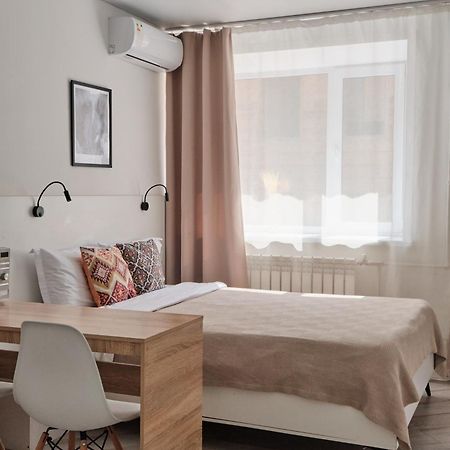 Seven City Apartments Semej Eksteriør bilde