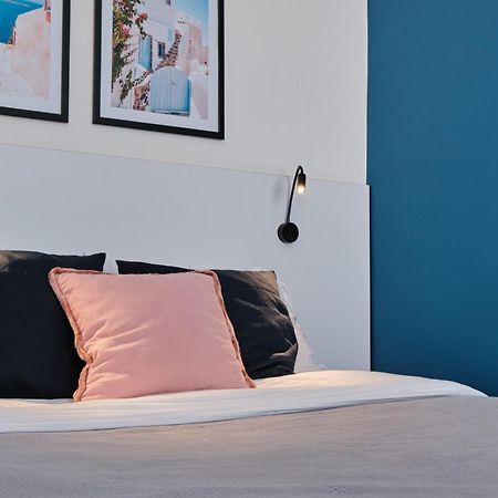 Seven City Apartments Semej Eksteriør bilde