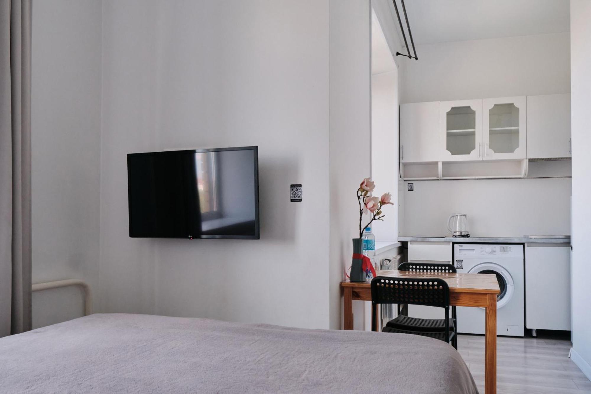 Seven City Apartments Semej Eksteriør bilde