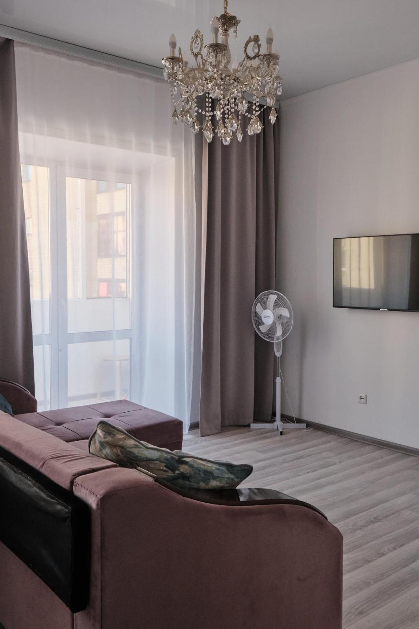 Seven City Apartments Semej Eksteriør bilde