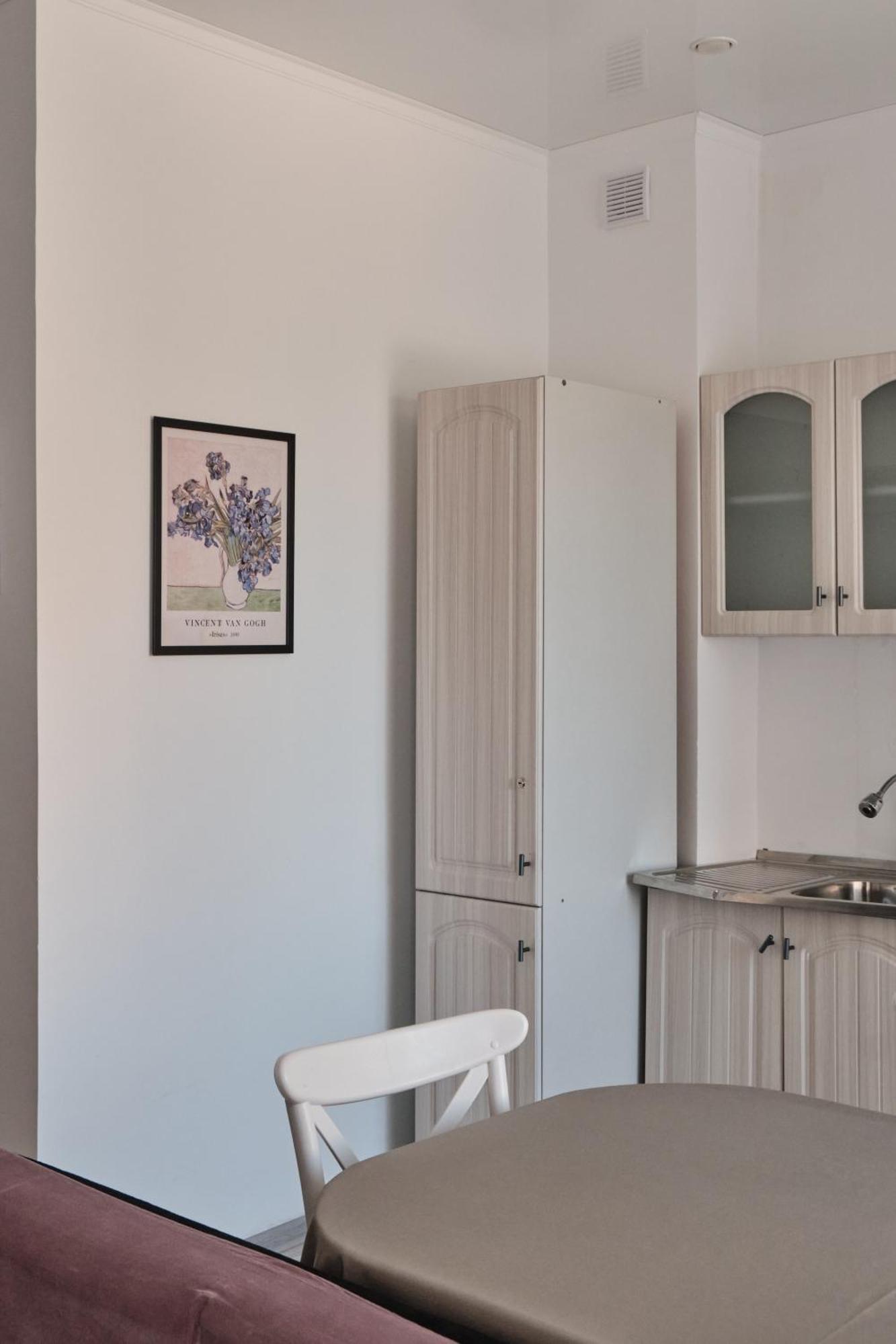 Seven City Apartments Semej Eksteriør bilde