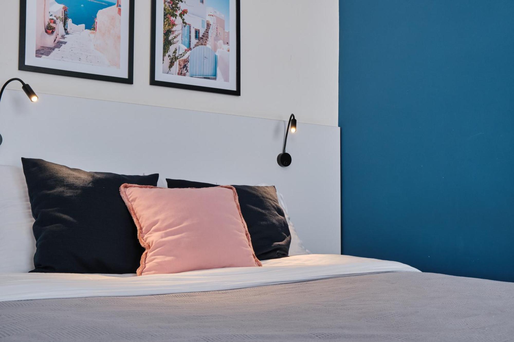 Seven City Apartments Semej Eksteriør bilde